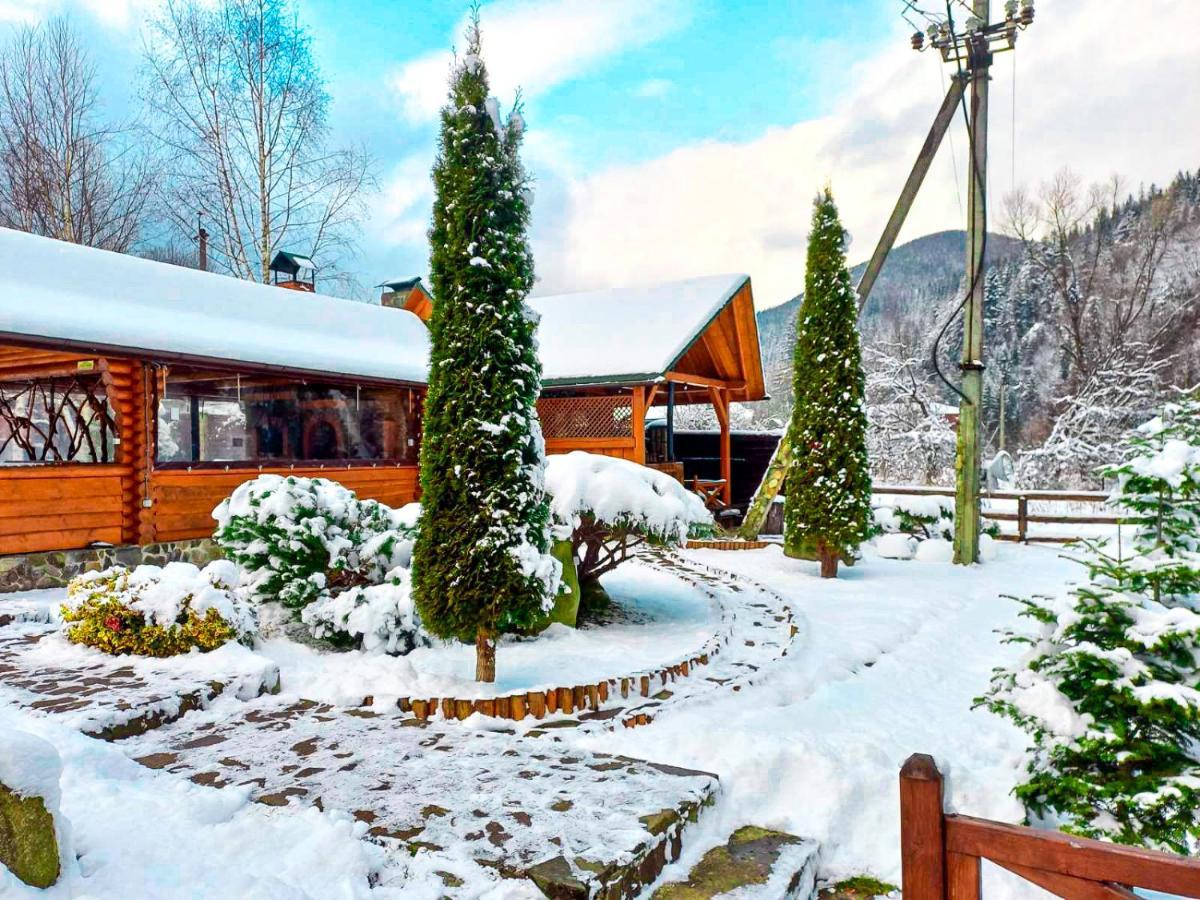 Forest House Tatariv Exterior photo