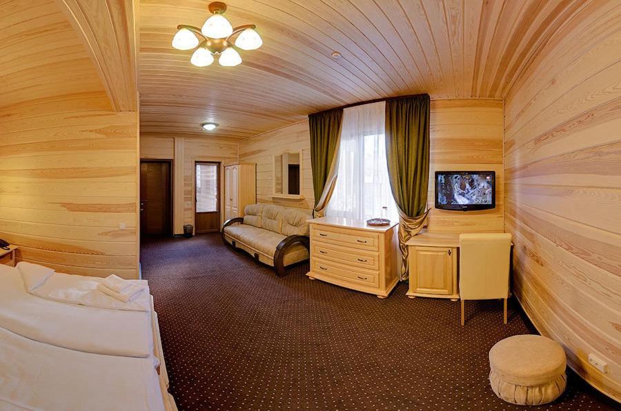 Forest House Tatariv Room photo