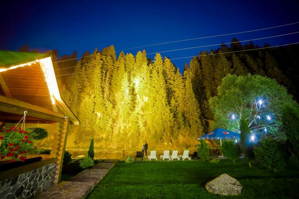 Forest House Tatariv Exterior photo